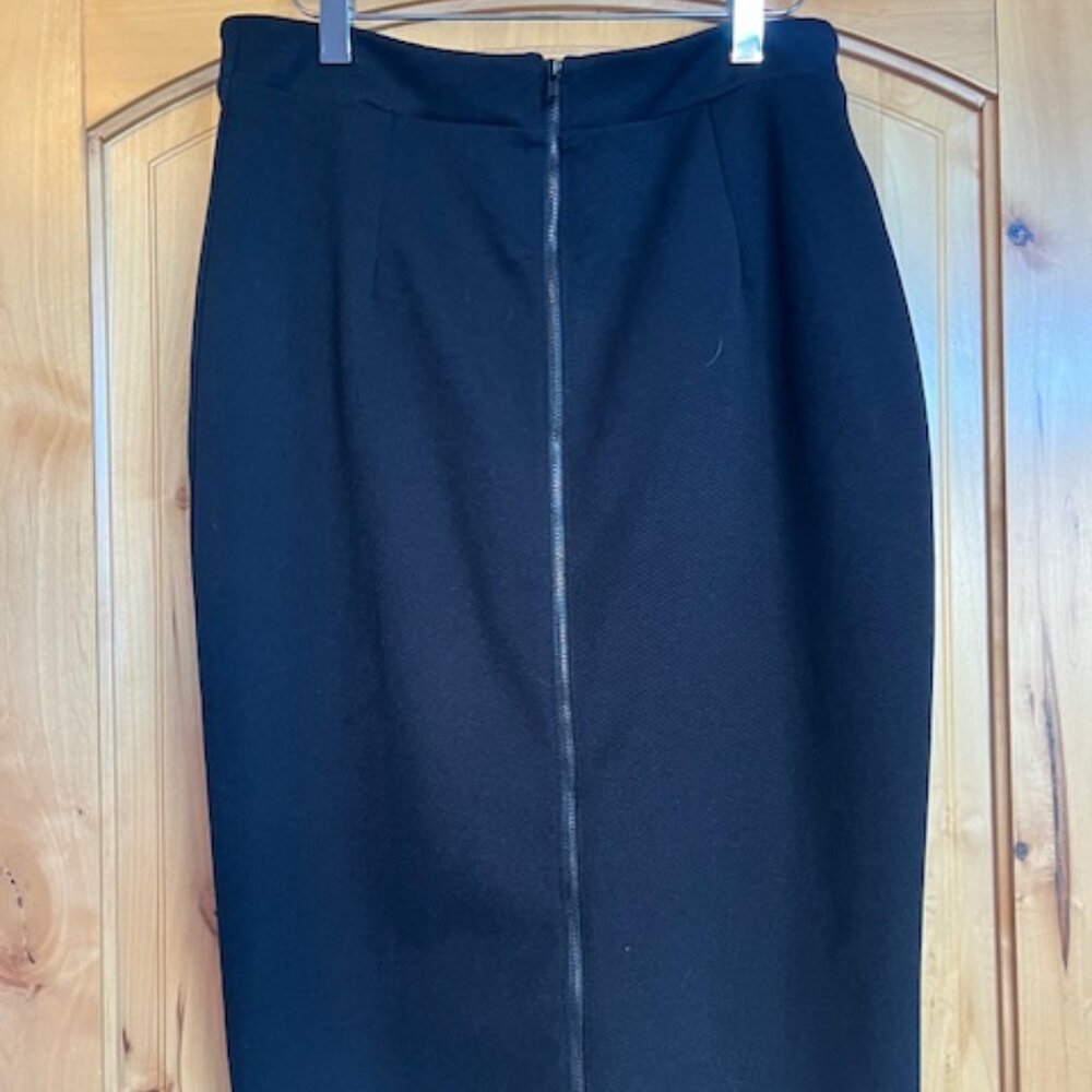 Black stretch skirt with back zipper